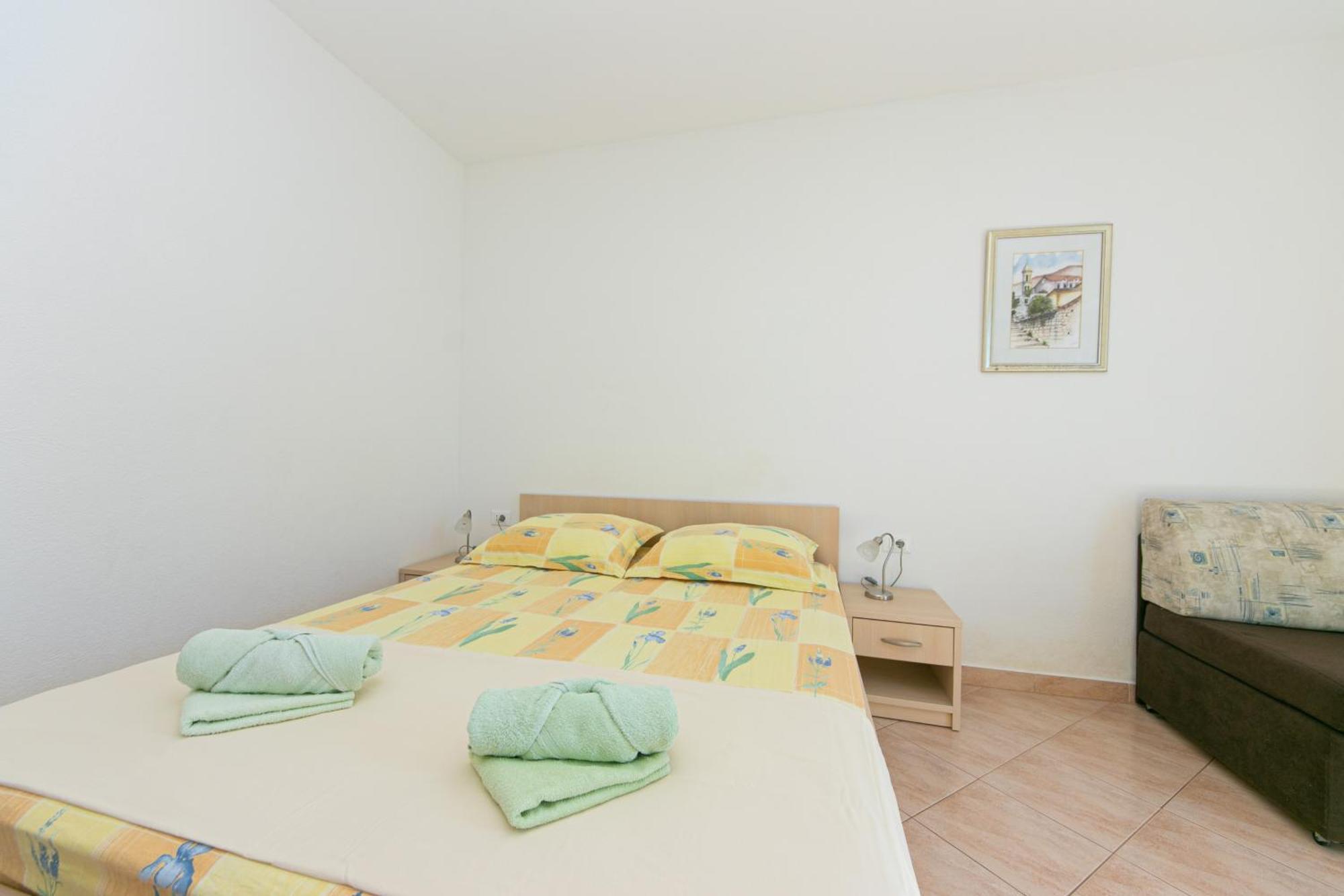 Apartments By The Sea Igrane, Makarska - 20014 Номер фото